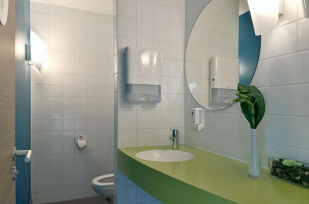 B&B Hotel Падерборн Номер фото